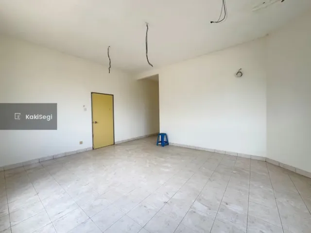 "Stress Cari Rumah Besar? Miliki Semi D Baru & Murah di Taman Dahlia, Salak Tinggi Sepang – Harga Runding Selesai!"