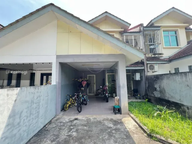 [FACING OPEN] Rumah Teres 2 Tingkat Murah Taman Salak Perdana Sepang – RM400K Nett