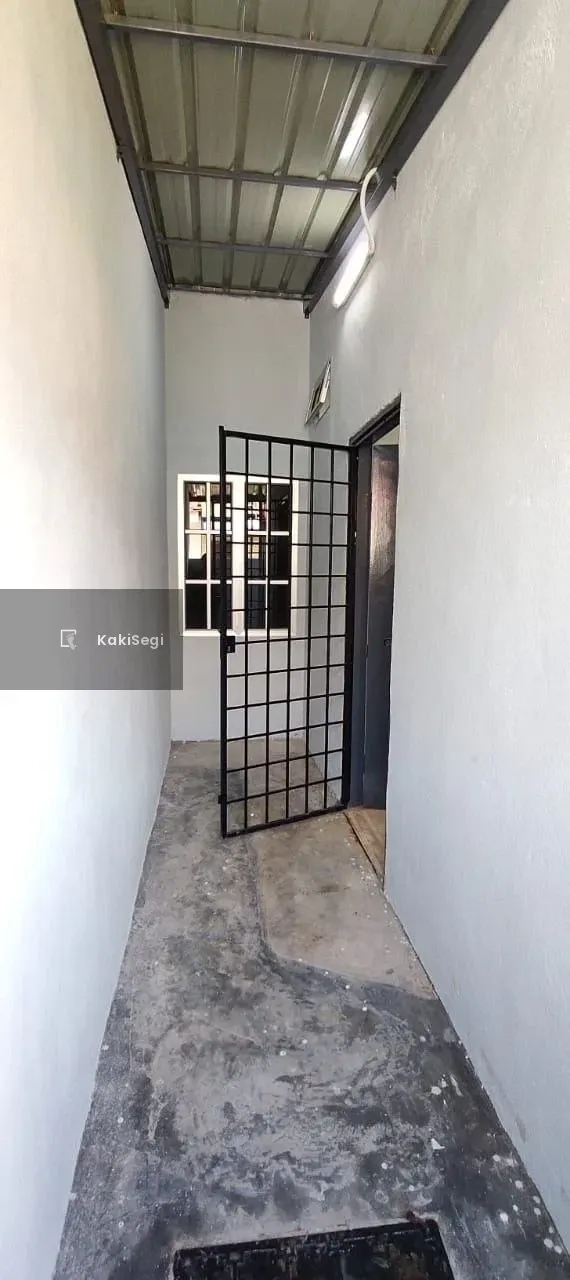 BARU RENOVATED! - TAPI MAMPU MILIK! - TMN INTAN PERDANA PORT DICKSON