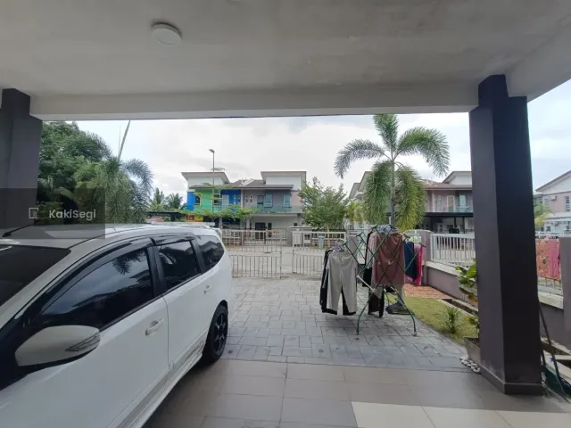 Corner Lot Double Storey Semi D Taman Cenderawasih, Olak Lempit, Banting