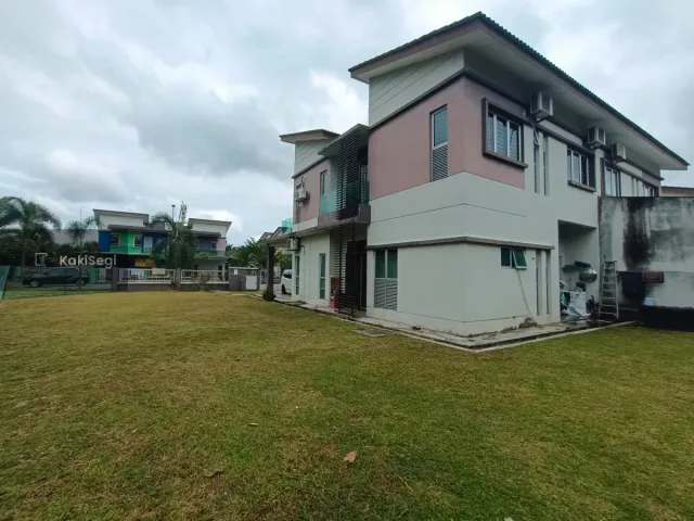 Corner Lot Double Storey Semi D Taman Cenderawasih, Olak Lempit, Banting