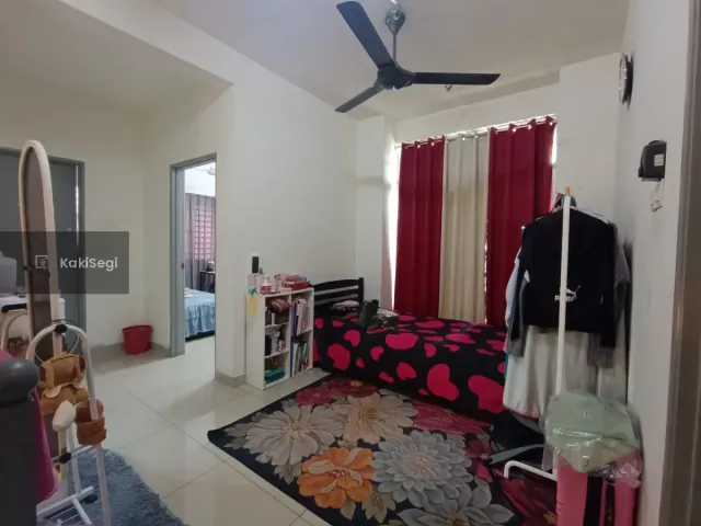 Corner Lot Double Storey Semi D Taman Cenderawasih, Olak Lempit, Banting