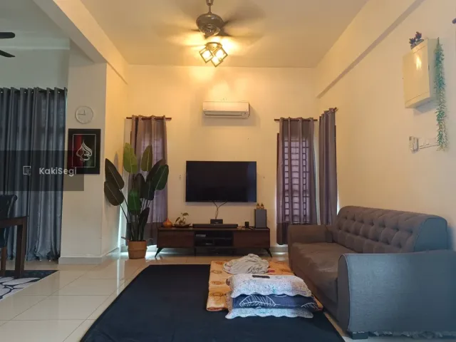 Corner Lot Double Storey Semi D Taman Cenderawasih, Olak Lempit, Banting