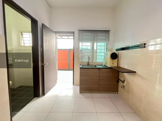 END LOT, FACING OPEN - 2 Storey terrace TAMAN PELANGI SEMENYIH 2