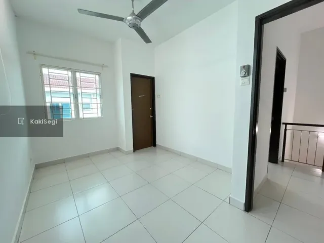 ENDLOT-Parking banyak-Semenyih