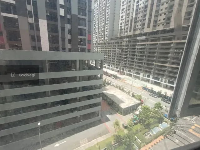 CANTIK-FREEHOLD-BWH 300K - Residensi Rimbun, Kajang