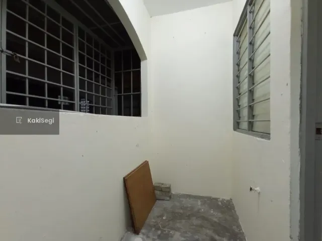 UNIT TEPI, LOW LEVEL - Pangsapuri Seri Intan AMPANG JAYA