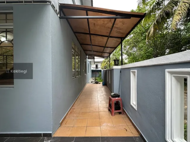 Rumah Teres End Lot  Renovated Bandar Tasik Kesuma Semenyih (Freehold)