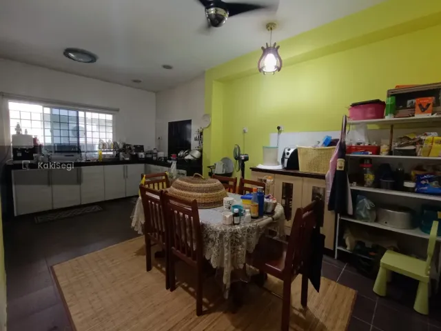 2.5 Storey Taman Equine, Seri Kembangan