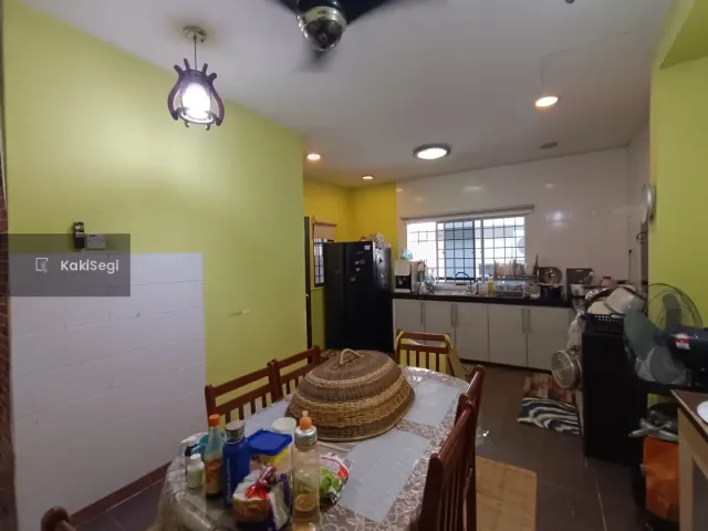 2.5 Storey Taman Equine, Seri Kembangan