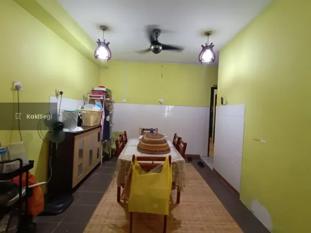 2.5 Storey Taman Equine, Seri Kembangan