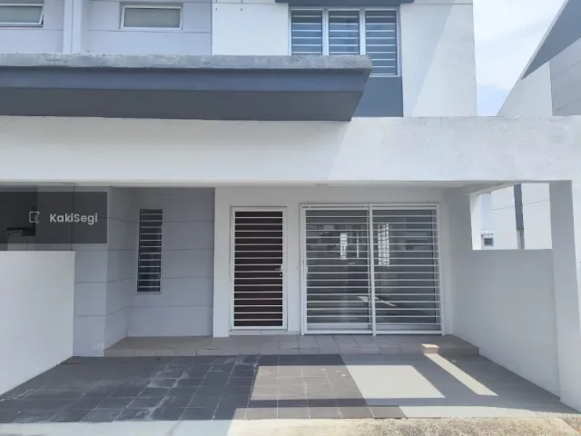 End Lot 2 Tgkt - Banting - WCE dekat sangat!