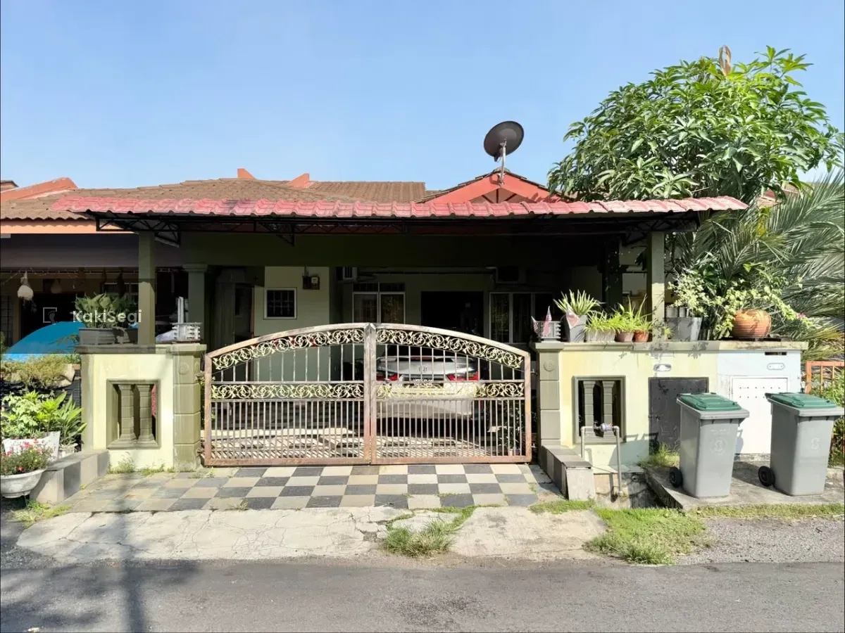 Enstek Teres 1 tgkt - Kitchen Cab, Loteng dan FREEHOLD!