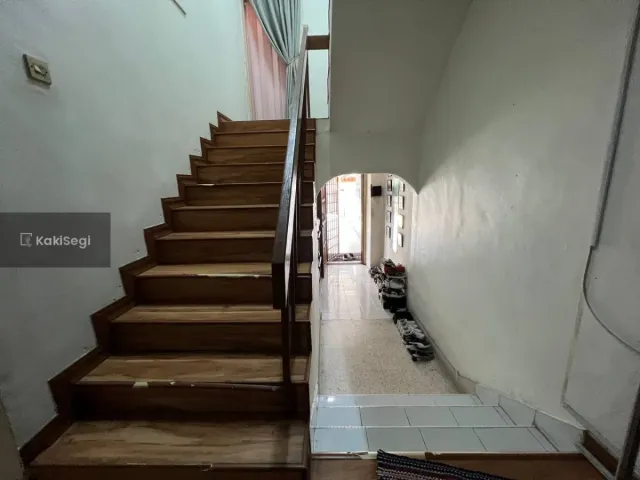 Impian Keluarga Tercapai! Rumah Freehold 2 Tingkat di SS3 Kelana Jaya – Luas & Gated Guarded!