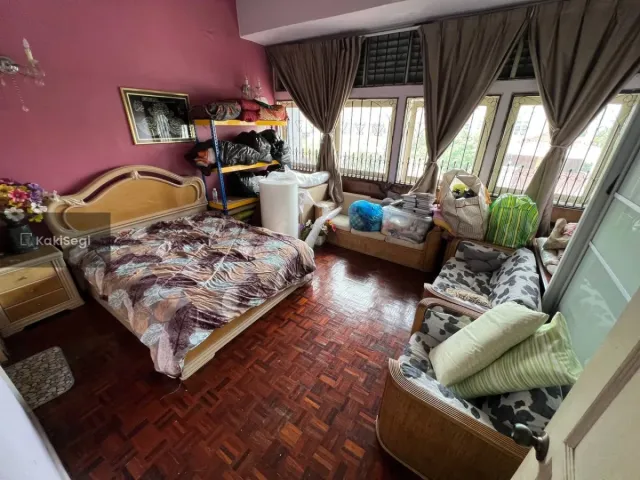 Impian Keluarga Tercapai! Rumah Freehold 2 Tingkat di SS3 Kelana Jaya – Luas & Gated Guarded!