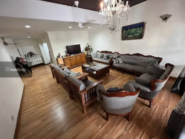 Impian Keluarga Tercapai! Rumah Freehold 2 Tingkat di SS3 Kelana Jaya – Luas & Gated Guarded!