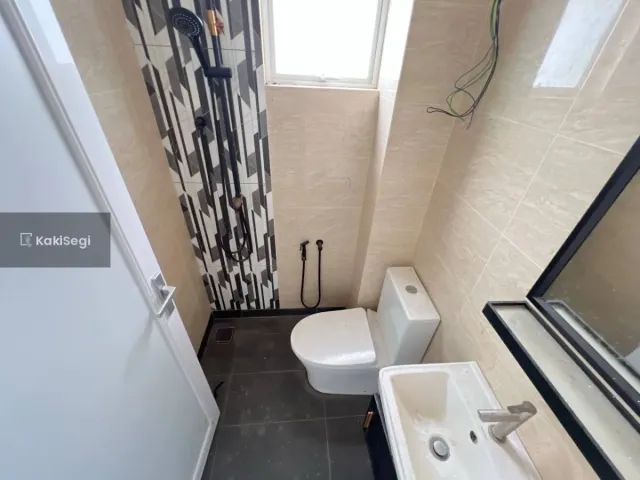 "Bungalow Baru Facing Open @ Bukit Mahkota Kajang: Tanah 8,000sqft & Private Pool Menanti Anda!"