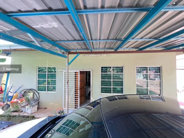 "Impian Rumah Setingkat Luas Jadi Kenyataan! Bungalow Cantik di Kampung Sri Gombak Indah, Batu Caves – Harga RM750k Nego, Ruang Maksimum Untuk Keluarga!"