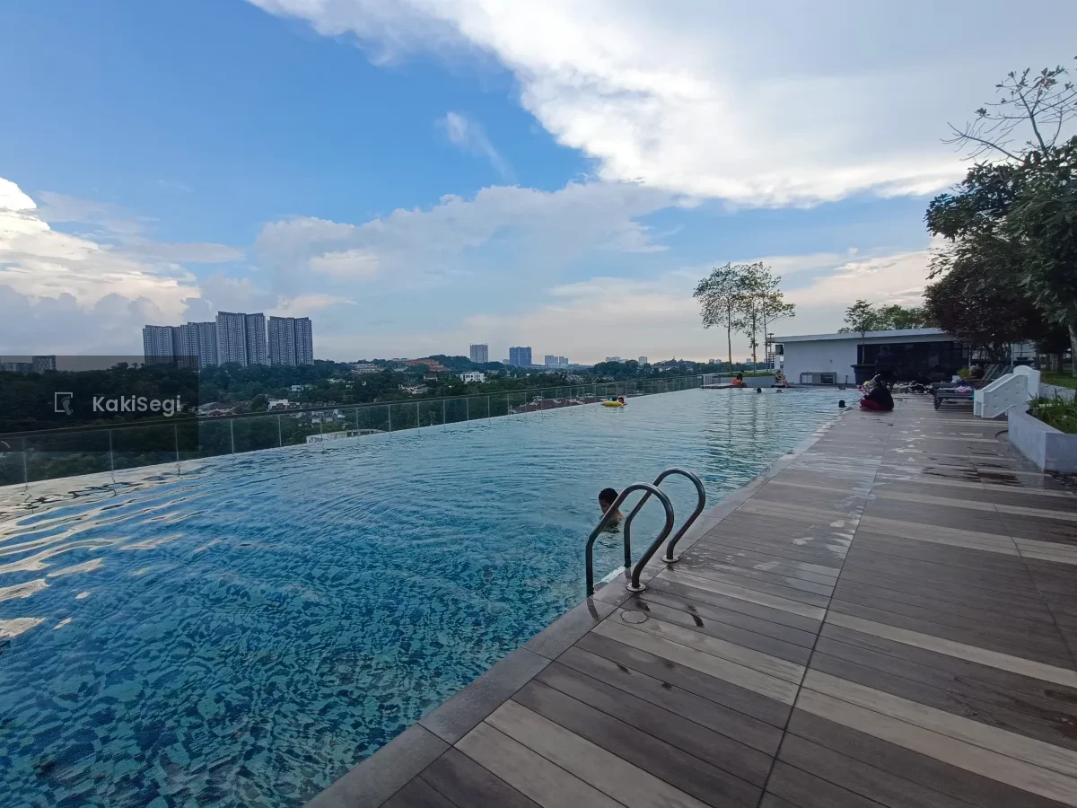 Zenopy Residences Seri Kembangan - Non Bumi Unit